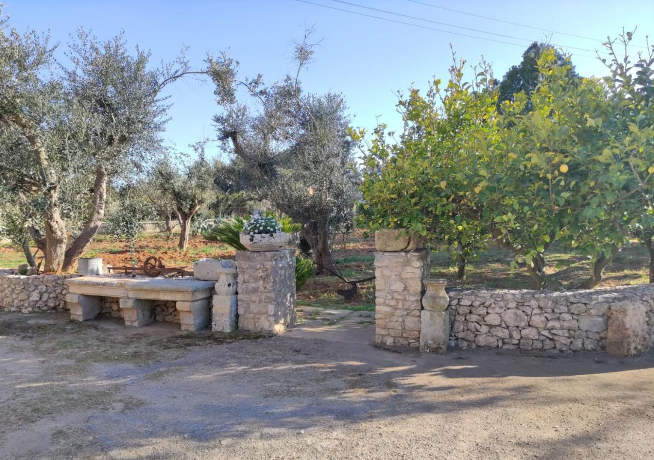 Villa Sargheruoli Монтерони-ди-Лечче Экстерьер фото