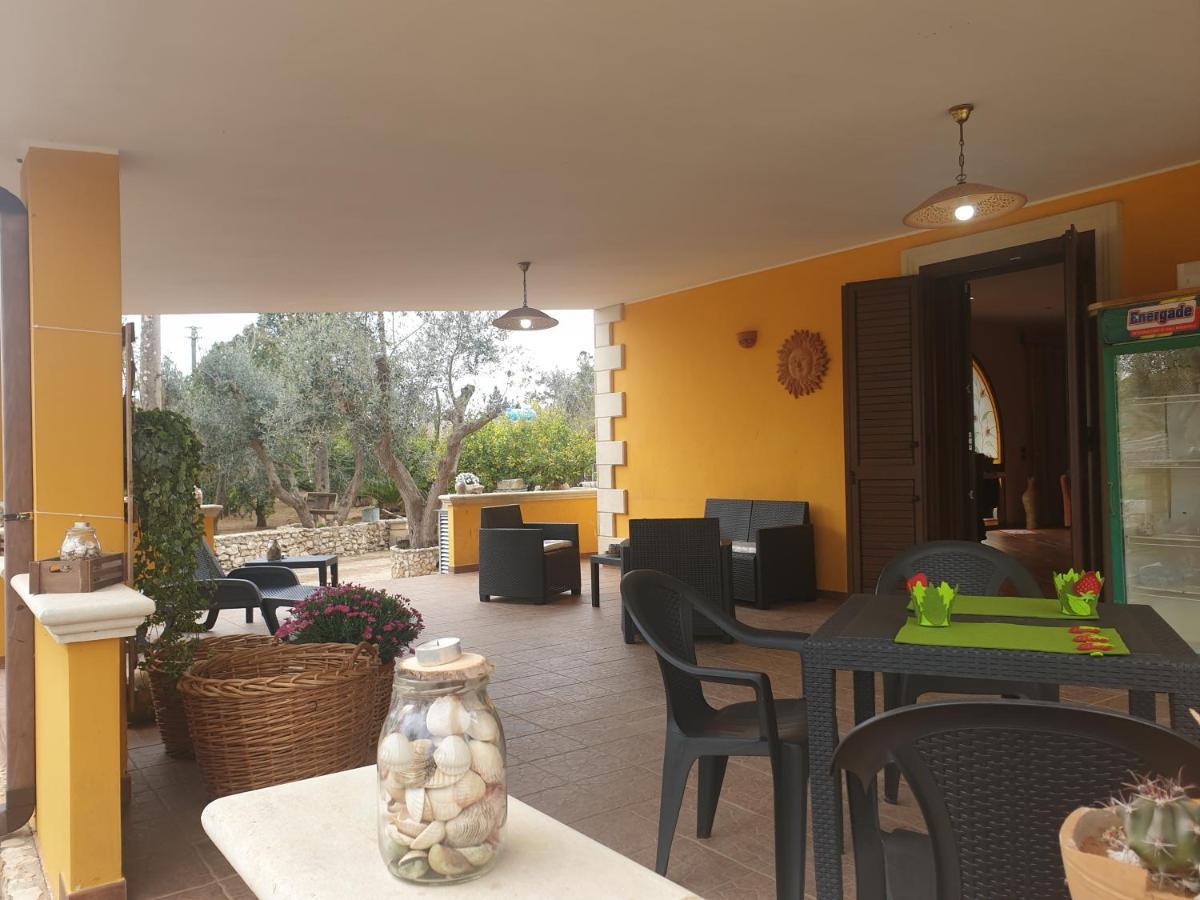 Villa Sargheruoli Монтерони-ди-Лечче Экстерьер фото