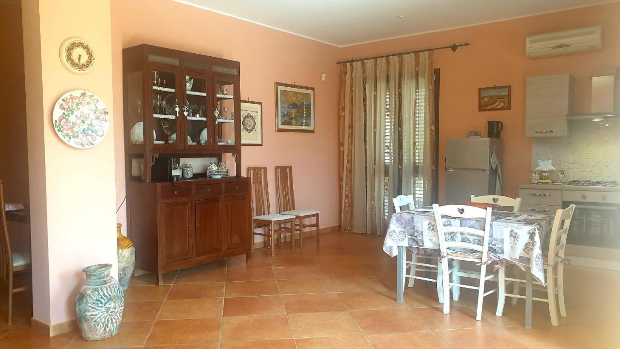Villa Sargheruoli Монтерони-ди-Лечче Экстерьер фото